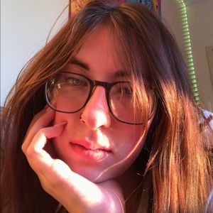 Meet your Posher, Jj